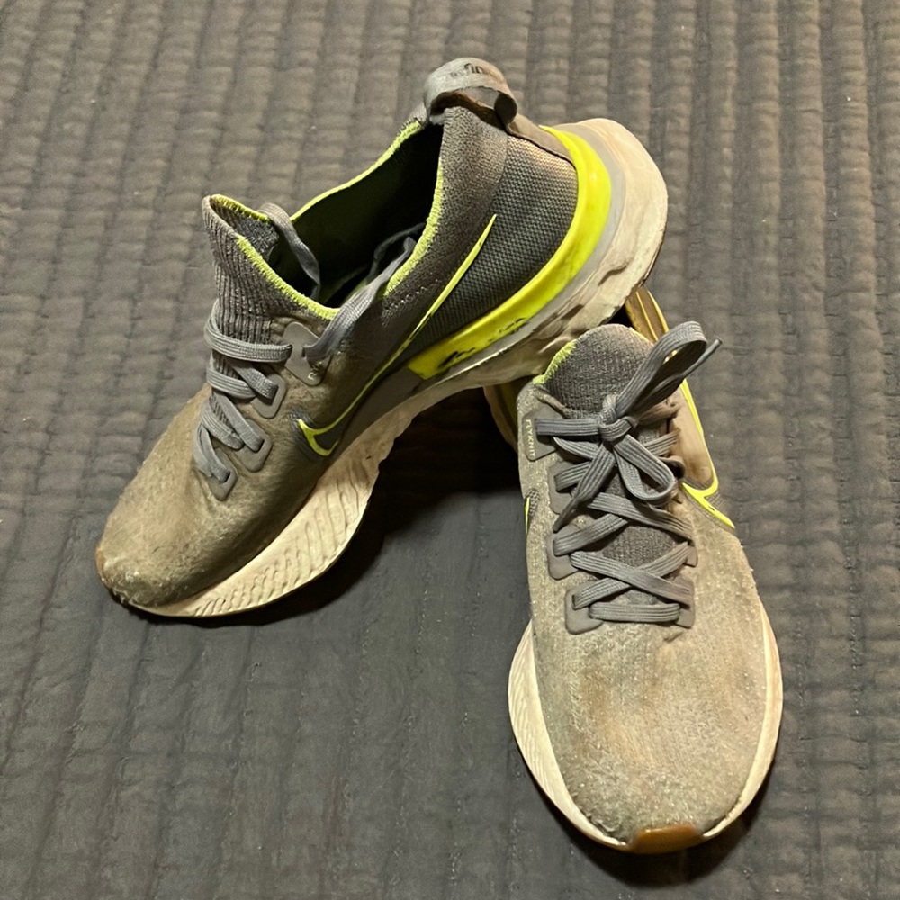 US size 10 Nike flyknit
